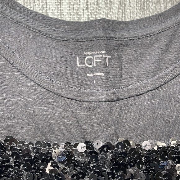 LOFT Black Short Sleeve Tee with Striped Sequin Details - Women’s Size S - Picture 3 of 7
